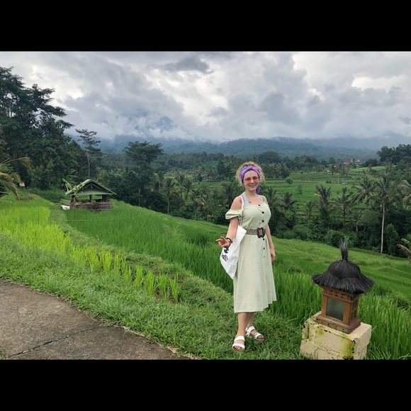 Meet your Posher, Claudia - Picture 5 of 11